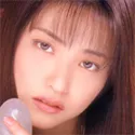 小室友里(こむろゆり)