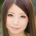 秋吉ひな(あきよしひな)