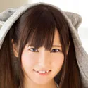 篠崎もも(しのざきもも)