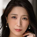 
三比菜々美(
みひななみ)