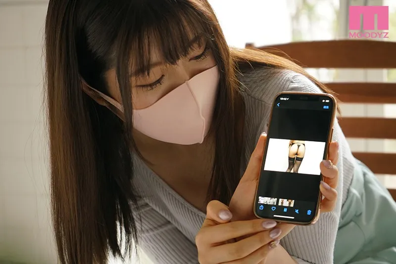 自前の下着動画を宣伝したのが超エロすぎて垢BANされた FカップおっぱいYo●Tu●e●（普段は下着屋のお姉さん）乳首＆マ●コ丸出しで凄イキAVデビュー！！ 辻さくら
