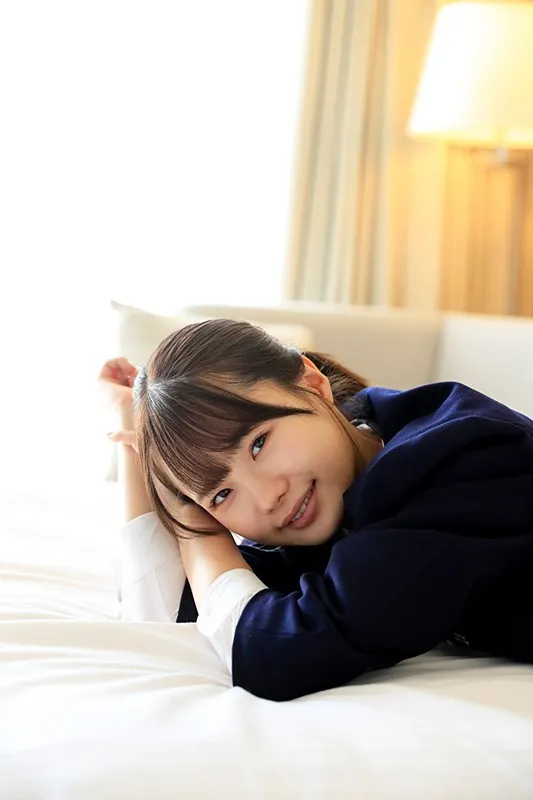 初めてが私でいいのかな…松本いちかのファン感謝祭！密着・いちゃいちゃ・甘えんぼ極上筆おろし～SNSで募集したガチ童貞さん3人、初体験が人生で最高のいちゃいちゃSEX！！～