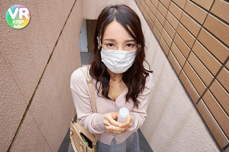 【VR】人妻26歳 私の唾液お譲りします。 向井藍
