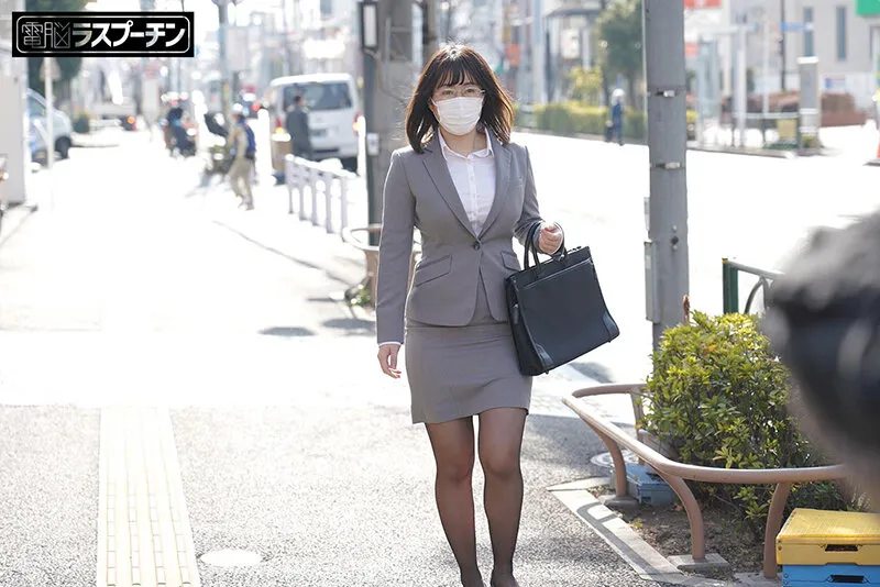 Hcupムチムチ地味OLをハミ尻 乳首イキ ガバマン変態メス豚化 桜和ことこ