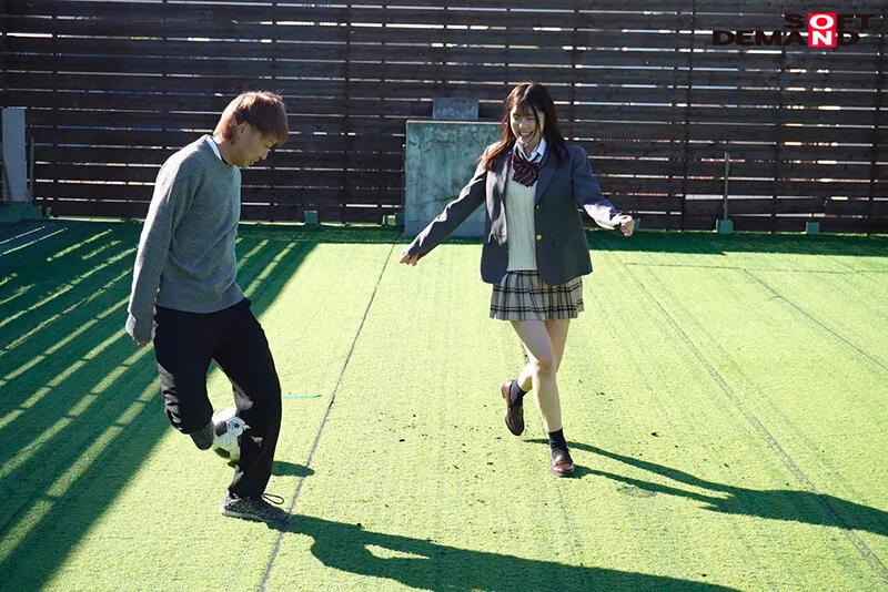 『青春時代に憧れたエッチがしたいです。』高○時代に戻ってあの頃出来なかったSEXをAVでヤッてみた♪ 皆瀬あかり(仮)