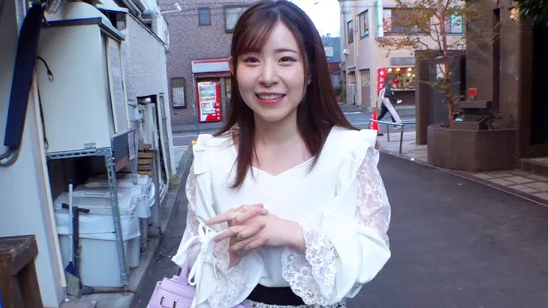 マン毛ボーボーの真面目そうなEカップ色白美人OLのランチタイム中出し援交 都内大手飲料メーカー勤務 えな