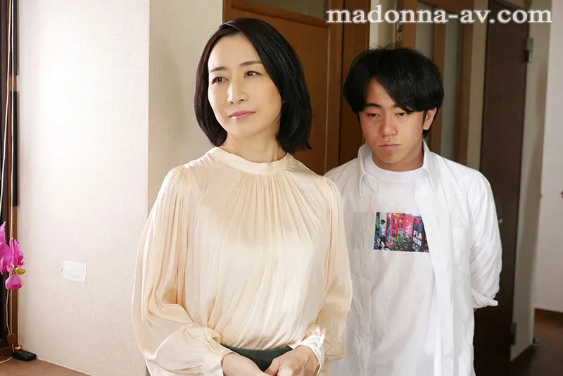 家族皆が巣立った実家で、母と過ごす近親相姦の日々ー。 瀬尾礼子