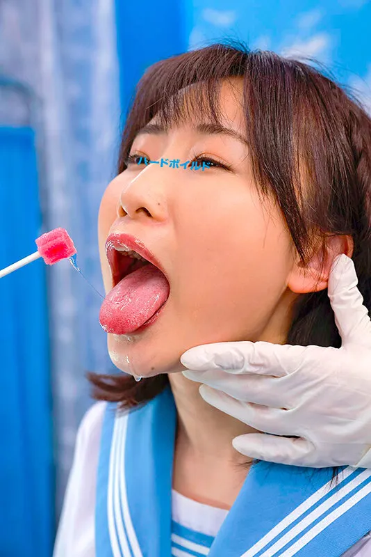 マジックミラー号 ハードボイルド 卒業式直後!就職するJ○に実施する入社前健康診断!青空の下、発育中の乳房やピンク乳首を弄られ極太器具でキツマンを拡張された初心娘の膣は羞恥心に反して純情愛汁垂れ流し!覚えたてのエッチも拒めず6人全員中出ししちゃうなんて!