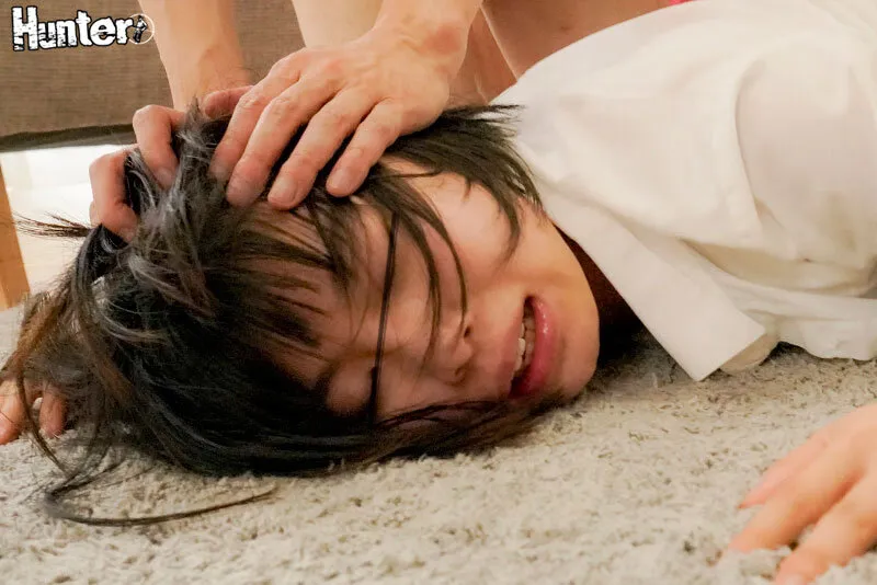 玄関開けたら即レ●プ!1人暮らしの女子大生宅を勝手に占拠!飽きるまで何度も何度も抱きまくり!輪●しまくり!中出ししまくり!