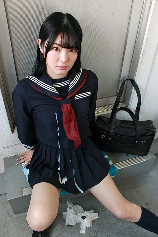 手コキ募ちん活動 どろっどろ精子を制服にぶっかけられた女子●生15人