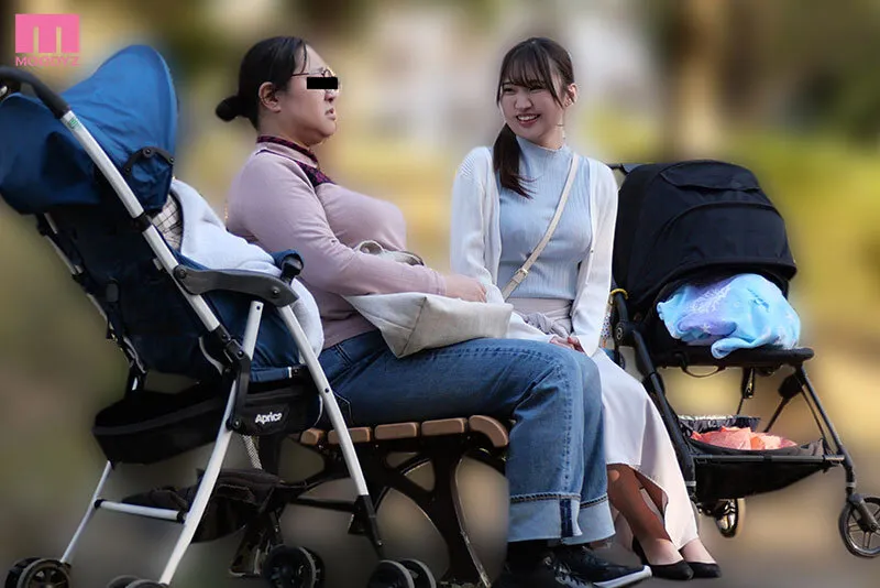 ベビーカー揺らしながら絶対オレら夫婦を見下してる隣人巨乳妻の産後処女を奪ってやったら長時間痙攣アクメで失禁しやがった（笑） 堀田真央
