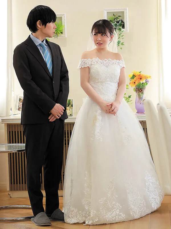 「お願い、この週末だけ恋人のフリして？」同僚OLの両親を安心させるため婚約者に成りすますうち二人でお風呂に入ることになり…濡れテカる美巨乳にたまらず即パコ恋人設定に便乗して3日間ハメまくった 柏木こなつ