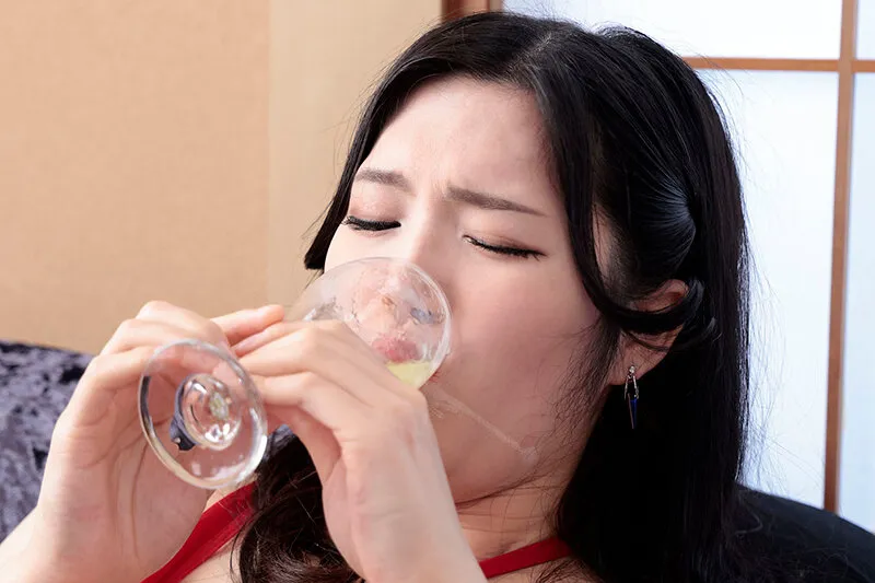 白濁汁強●大量ぶっかけ＆ごっくん！アナルFUCK調教 鞠るり