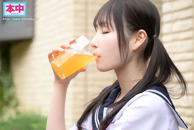 睡姦幼い頃から見守ってきた姪のカラダ。汚れを知らない純朴少女を薬で眠らせ叔父ち●こを何度もぶっ挿し種付けプレスで中出しおま●こ開発 香水じゅん