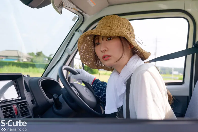 傷心旅行で出会った女の子が可愛すぎてエッチすぎる 末広純