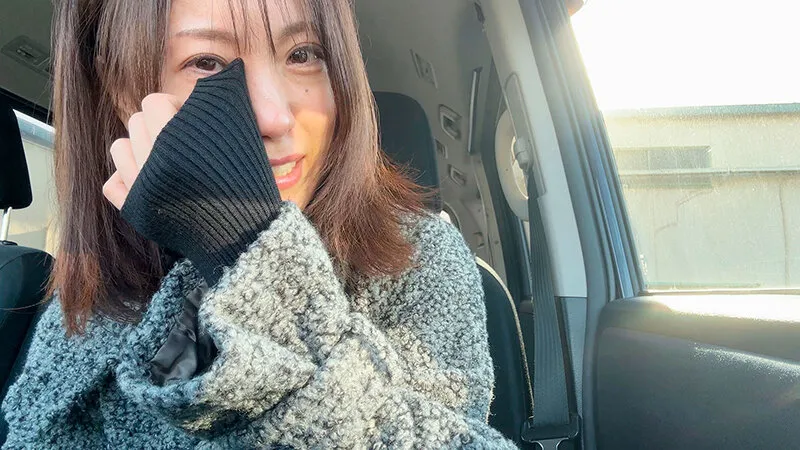 職場で知り合った美人パートの長瀬麻美さんは人生で一度も精子を飲んだことが無いみたいで、ラブホ飲みで距離感縮めてSEXしたらゴックンしてくれたので旦那が帰宅するPM22:00まで何度も精飲と中出しをした。