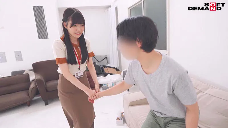 【ご報告】ただのOLで大変恐縮ですが、清楚系ビッチへ転身いたしました！育ちが良いOLがドM男性をイジメてマ×コを濡らした記録。宣伝部 松永あかり