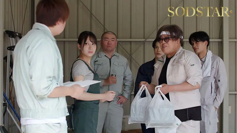 宅配弁当屋の看板娘（19）をガテン系の建設作業員たちが眠錠で性処理オナホドールに堕とす 信頼していた兄の職場の先輩たちにねている間に体中汚されました 天音かんな