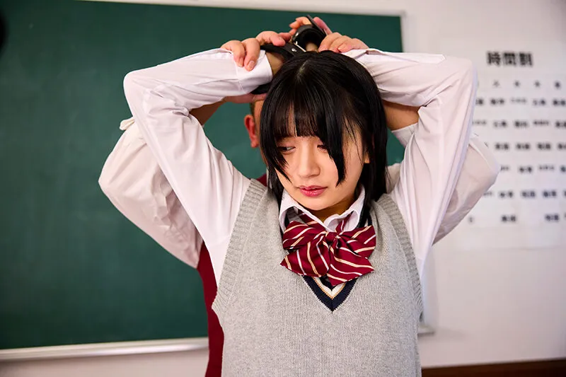 ひとりぼっち極悪性活指導室 しっかり者で気が強すぎるサッカー部の女子マネージャーを呼び出し従順雑魚マ〇コに仕立てる絶倫串刺しイカセ＆大量中出し姦 北岡果林