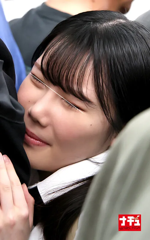 連射電車2 ちっちゃい女の子を独占して精子が尽きるまで何発も射精したい