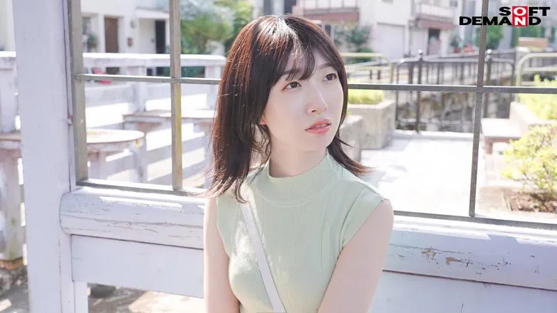 旦那のこどもは欲しいけど 女としても求められたい 私はダメな奥さんですか？ 東京都国分寺市在住 こぼれ落ちそうなFカップ美乳を持て余す妊活妻 朝日奈 肖 30歳 AV DEBUT 朝日奈肖