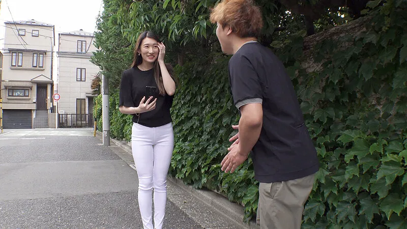 THE ドキュメント 本能丸出しでする絶頂SEX 高身長美人OL妻のスケベなエロBODYが狂う乱交絶頂交尾 小谷舞花