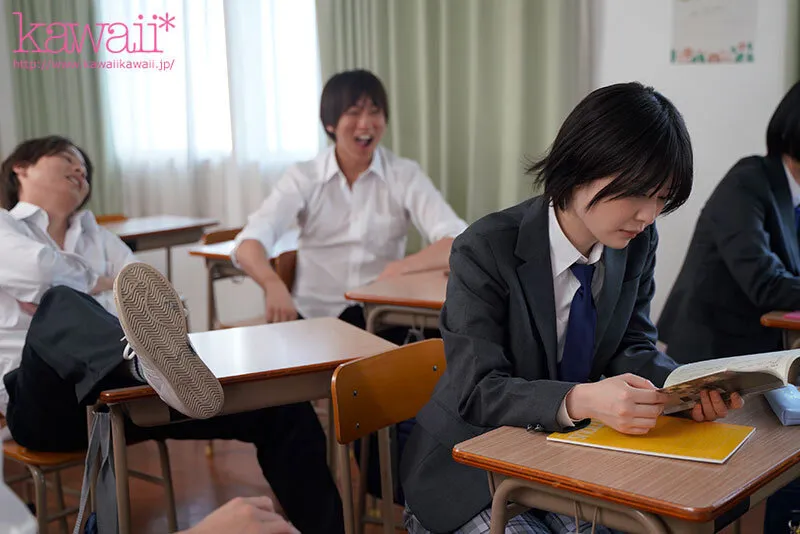男子校に訳あり入学した女子は、男生徒たちの●●●●●にされる。 八坂凪 小松本果 もなみ鈴