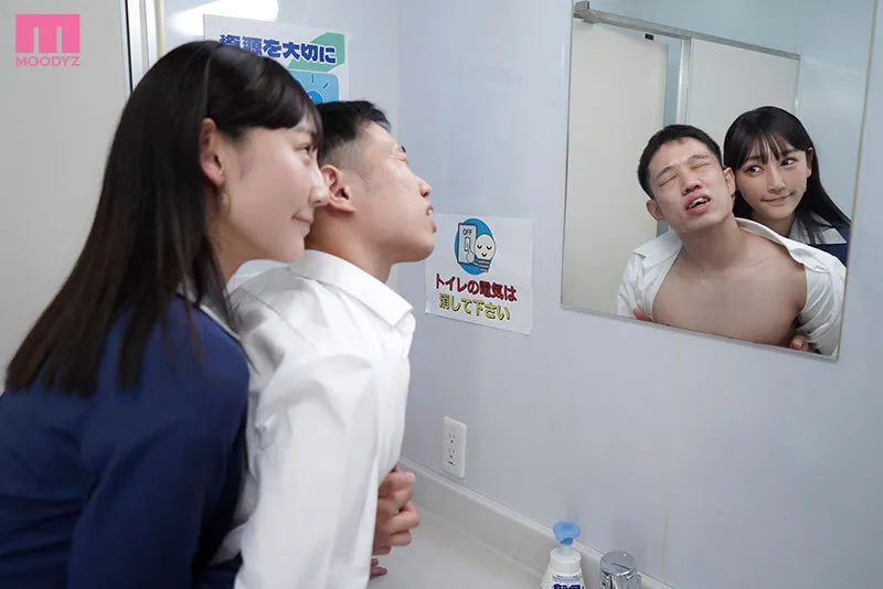 在学中、きれいな先生に呼び出され痴女られまくっていた僕たちの青春時代 白浜果歩