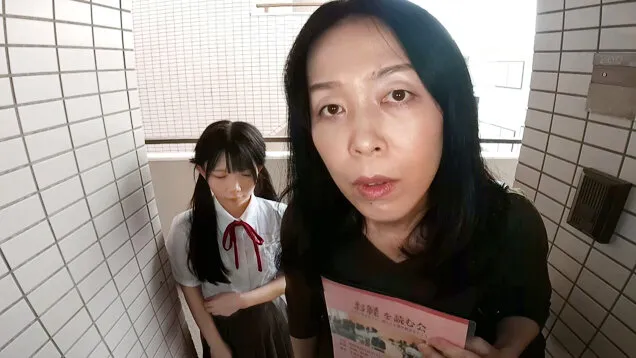 生贄勧誘 宗教の信者獲得の為に母の言うことに完全服従で欲望チ〇ポに肉便器として虐げられる私 南日菜乃
