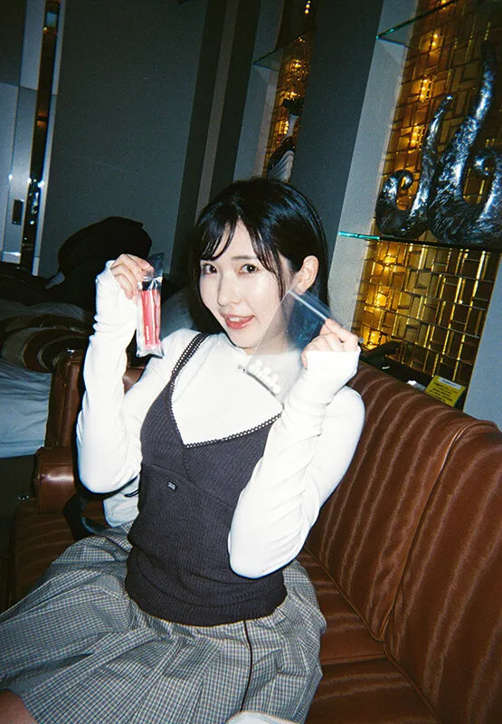 キメセク潮吹きセフレちゃん「興味はあるけど一人でするのが怖くて…」月に1回会う普段は大人しい事務員の皆月ひかるに誘われて初めての脳バグ絶頂デート