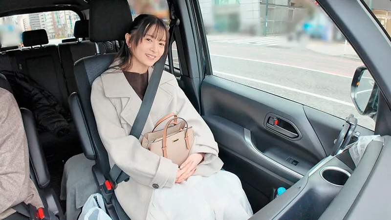 会社で高嶺の華、経理部の幸村泉希さんに打ち合わせと称して誘われて…ラブホに入ったら献身的なフェラをしてきたのでそのまま何度も精飲と中出しをした。