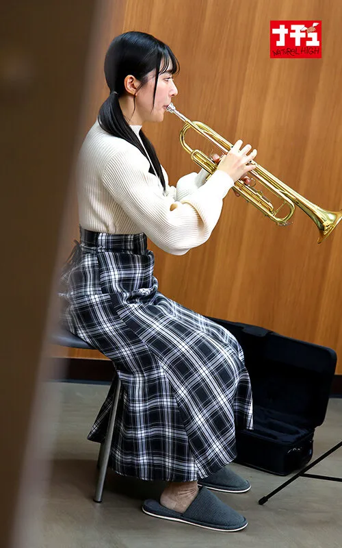 ゲス男に弱みを握られ友達を献上する音大生 いいなり娘を利用した数珠つなぎ女子寮中出し計画
