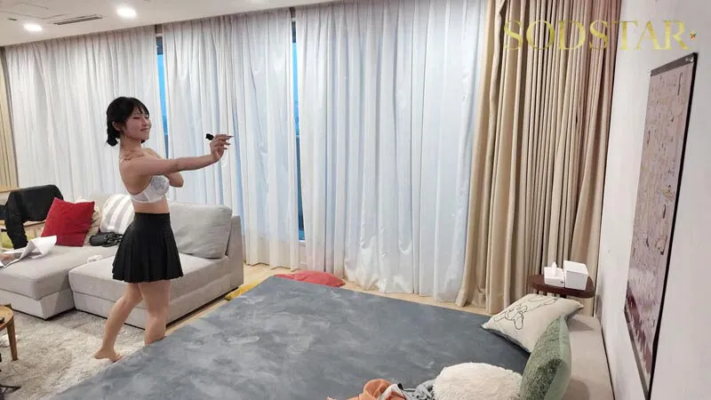 新川空と初対面のイケメン男を2人きりの部屋に置いてきた ヤリたくなったらいつでもOK！赤面イチャイチャセックスを24時間モニタリング 新川空
