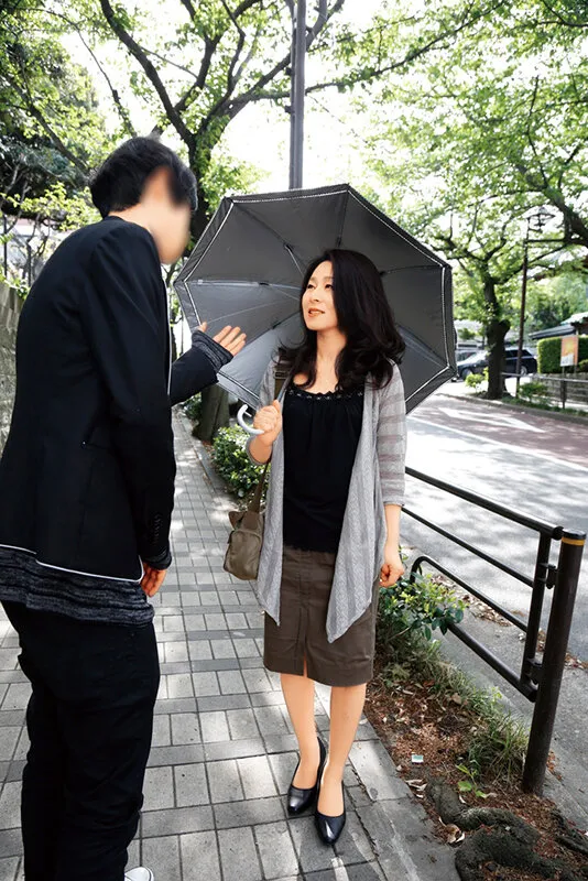 むむっ！！おばさん誘ってますよね？男を狂わせる熟れたエロ波動 9時間22人
