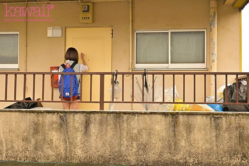 隣人のゴミ部屋で異臭中年おやじに監禁調教...理不尽すぎる鬼畜中出しで孕まされた制服女子 松岡美桜