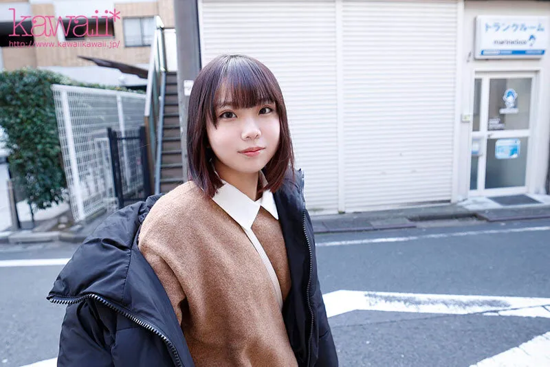 大嫌いなおじさんのチ●ポがドストライク！？王道デビューと思った女の子のSEX相手はまさかの変態おじさん。144cmちびかわ女子 AVデビュー 千咲のどか