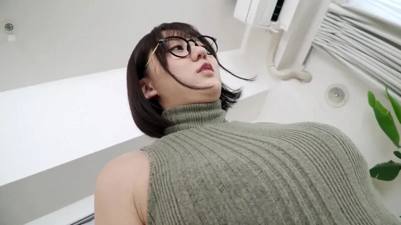 【4K】巨根ならぬ巨体のAV男優と中出しSEX 梓まりの