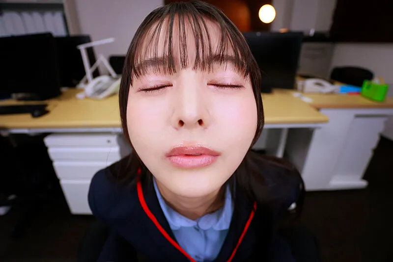 【VR】【8K】超美形女上司からの深夜SEX残業命令!ずぅ~っと見つめられながら焦らしの射精管理をされつづける日々に僕は気が狂いそうです 幸村泉希