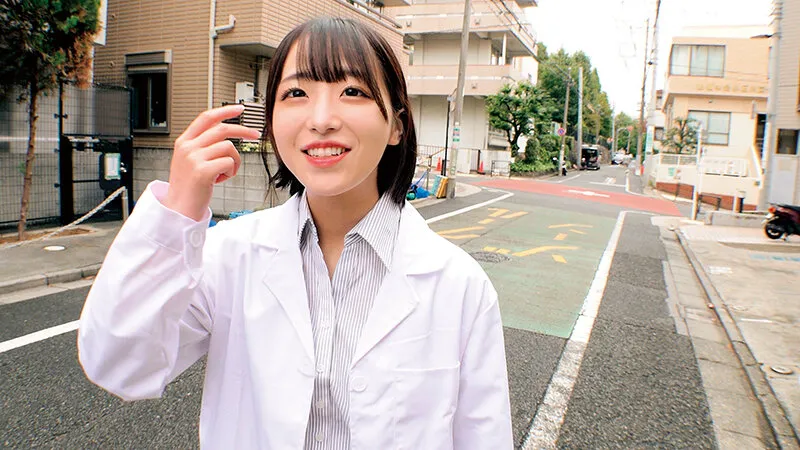 学園のオアシスみたいな保健の先生がイッてもイッてもおさまらない絶倫デカチン童貞くんを大連続暴発中出し筆おろし！？射精しまくっても勃起がおさまらないデカチンに白衣の女神の性欲覚醒！！校内では見れないエロス剥き出しで素敵にいやらしく中出し連発筆おろし…