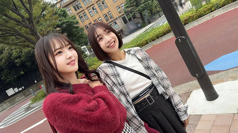 【早〇田大学経済学部4年】仲良しめちゃかわJD 卒業間近にハメ外して中出し4P乱交