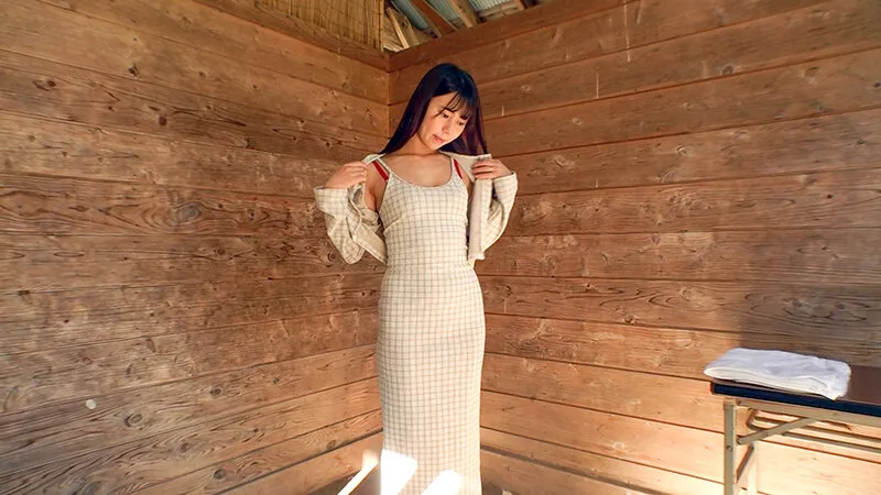 いいなり美人妻 塩対応系だがイクときに足指が曲がるスレンダー妻 樹29歳