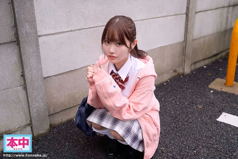 「先生、ウチを孕ませて?」耳元で背徳ささやき中出し懇願する都合の良いギャル生徒に乳首こねくり騎乗位で不倫中出しキメこんだ俺(教師) 鈴の家りん
