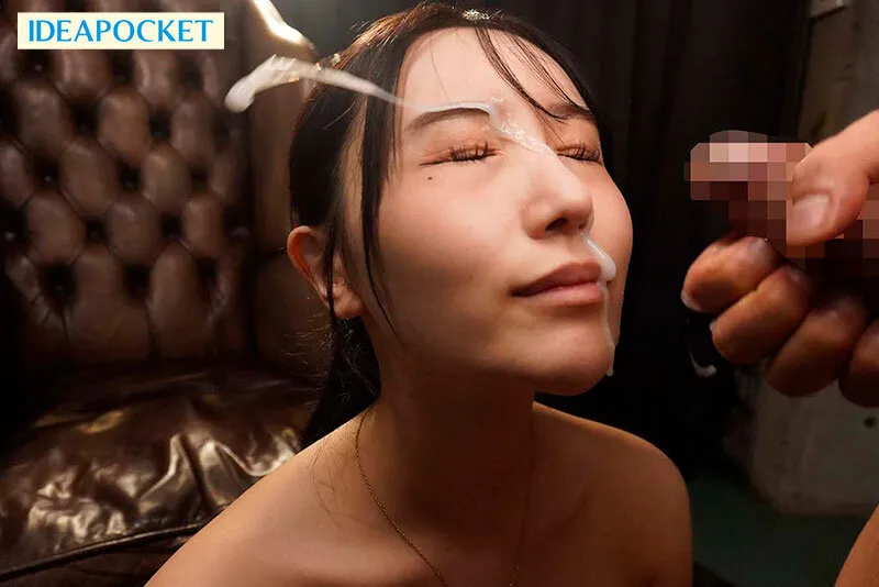 絶世の美女と中年おやじのナマ舌とナマ唾が卑猥に絡み合う濃密ベロキスと国宝美顔に絶え間なく顔射される濃厚ザーメン 藤咲まい