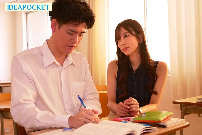 理性を奪う背徳の課外授業 艶やかな美貌…溢れ出す大人の色気…彼女の姉で担任教師「寧々先生」の誘惑に我を忘れた僕は放課後校内でラブホで何度も彼女を裏切る背徳性交を…。 三澄寧々