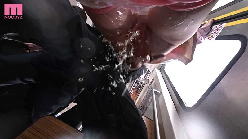 地味めがね巨乳の人妻介護士をいいなり早漏体質にした尿失禁孕ませ痴●電車 天宮花南
