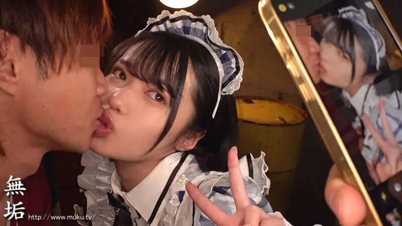 清楚系地下アイドルと裏営業で繋がるオフパコ乱交撮影会。 推してくれるなら無制限ナマ中出し放題な僕たちの痴女天使様。 八坂凪