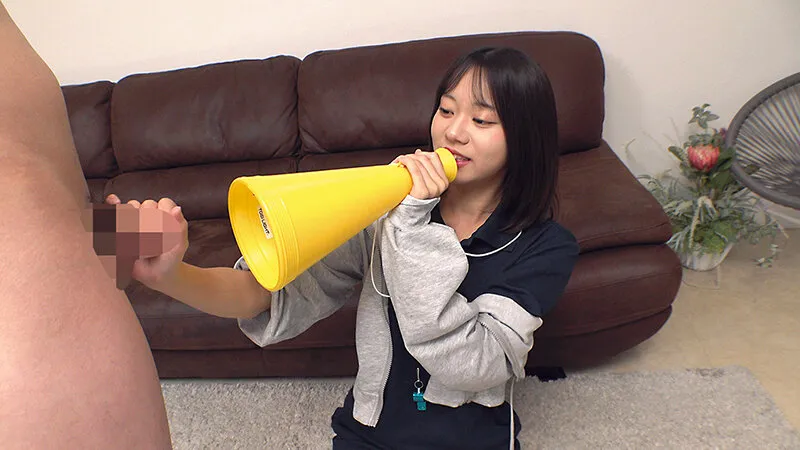 全身全霊！みんなにパワーを届ける元気で笑顔が素敵な運動部マネージャーが童貞君のオナニーを全力応援！一生忘れられない生中筆おろしスペシャル！