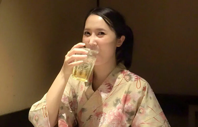 ノーブラ中出し温泉旅行 宮野桜