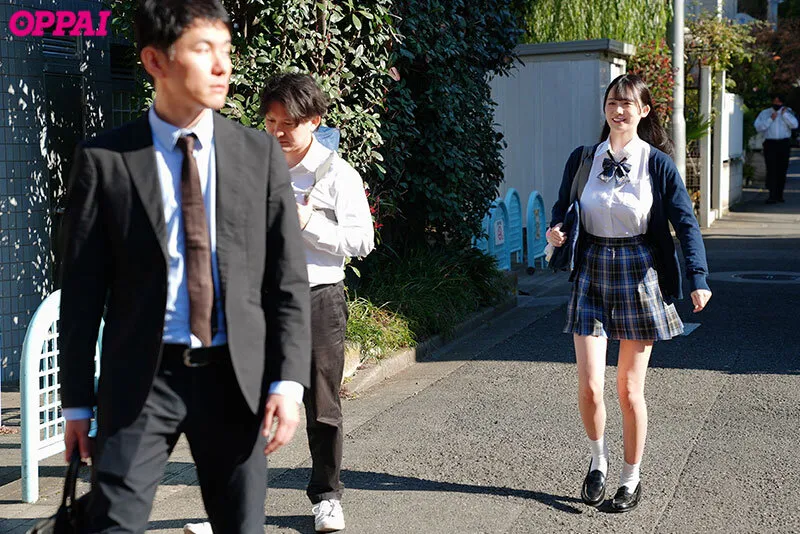 生徒の巨乳に理性を失った僕は放課後ラブホで何度も何度も環奈と中出しセックスしてしまった 三木環奈
