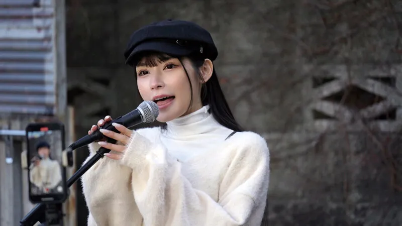 路上シンガーレ●プ 夢を抱えて愛を歌う私は騙され監禁され媚薬で堕とされ…今日もオホ声で絶叫し続ける。 胡桃さくら